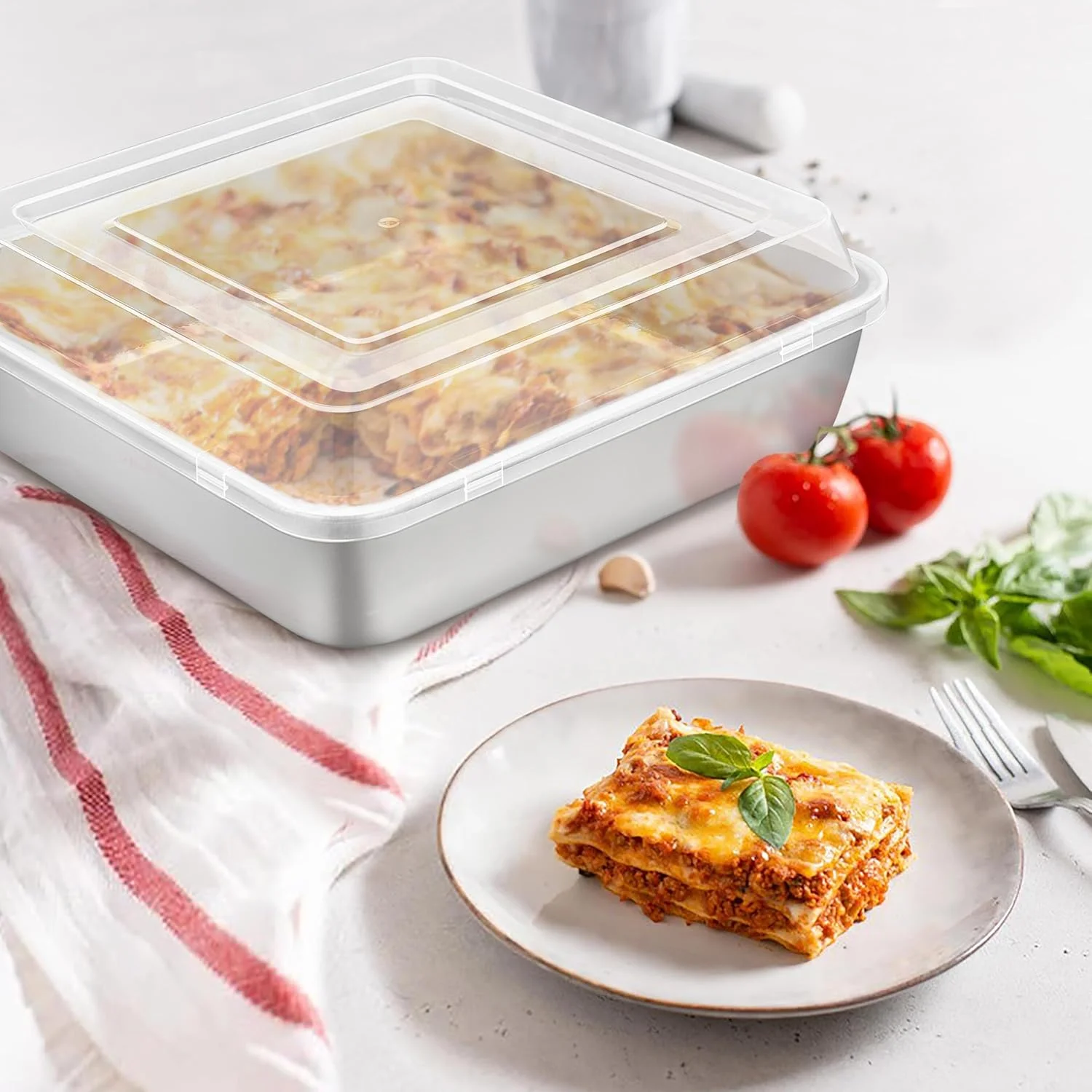 ظرف پخت کیک هروگو با درب، 23x23 سانتیمتر، ظرف کیک مربع عمیق نچسب استیل ضد زنگ، قالب کیک مستطیلی برای براونی و سوفله، غیر سمی و قابل شستشو در ماشین ظرفشویی، ست 2 عددی ظرف پخت کیک هروگو با درب، 23x23 سانتیمتر، ظرف کیک مربع عمیق نچسب استیل ضد زنگ، قالب کیک مستطیلی برای براونی و سوفله، غیر سمی و قابل شستشو در ماشین ظرفشویی، ست 2 عددی