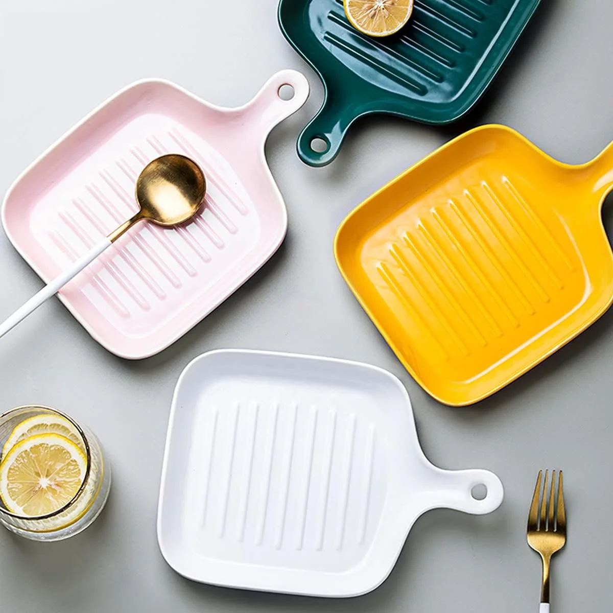 ظرف پخت لازانیا سرامیکی مربع کوچک با یک دسته، ظروف پخت و پز چینی برای وعده های غذایی (B)