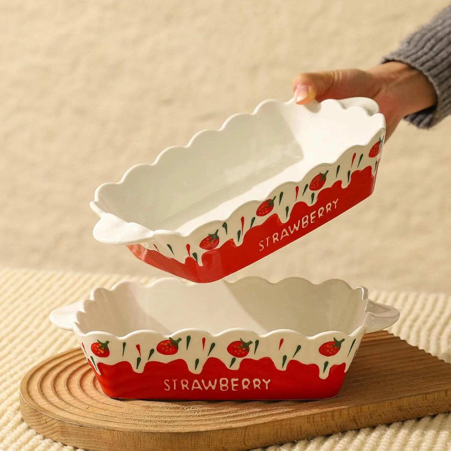 ظروف سرامیکی خانگی پخت برنج، سینی پخت، ظروف غذاخوری، سینی سالاد اسپاگتی پنیر پخته شده با توت - قرمز ظروف سرامیکی خانگی پخت برنج، سینی پخت، ظروف غذاخوری، سینی سالاد اسپاگتی پنیر پخته شده با توت - قرمز