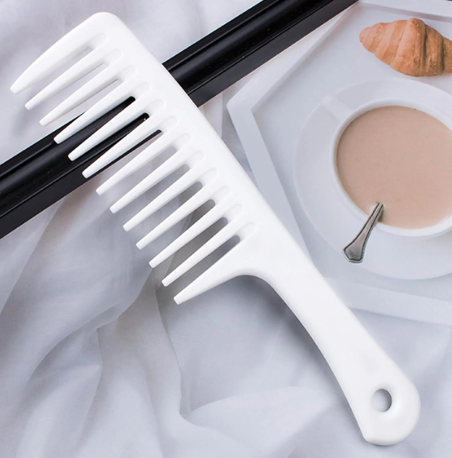 ست 4 عددی شانه برای زنان و مردان، شانه‌های حرفه‌ای برای آرایشگر مو، شانه حالت دهنده دندانه ریز و پهن برای انواع مو، ست شانه موی فیبر کربن ممتاز برای پوش دادن و جدا کردن مو #C319 (رنگ-15)