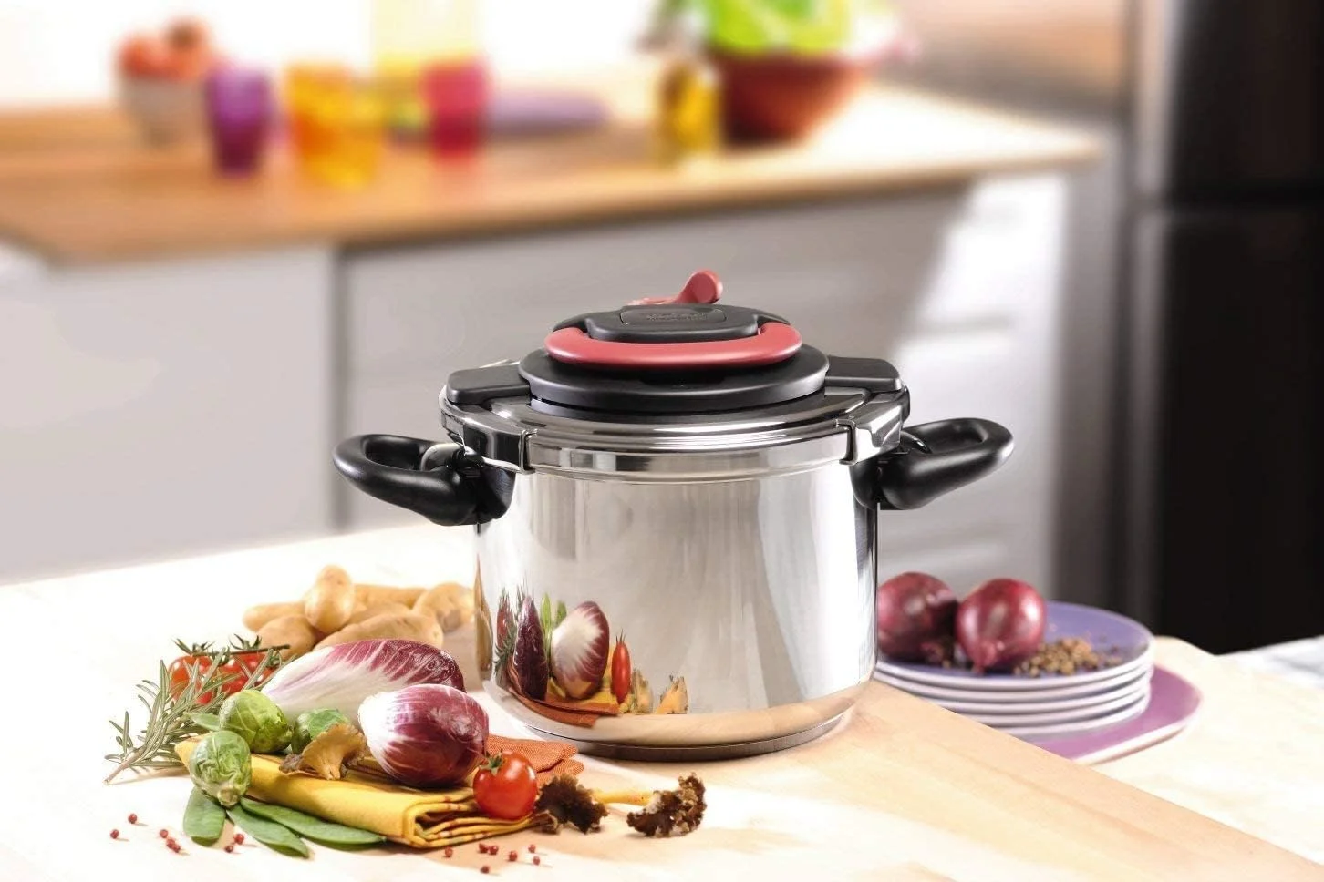 زودپز کلیپسو + تفال مدل P4370763، استیل ضد زنگ، 6 لیتر، نقره ای زودپز کلیپسو + تفال مدل P4370763، استیل ضد زنگ، 6 لیتر، نقره ای