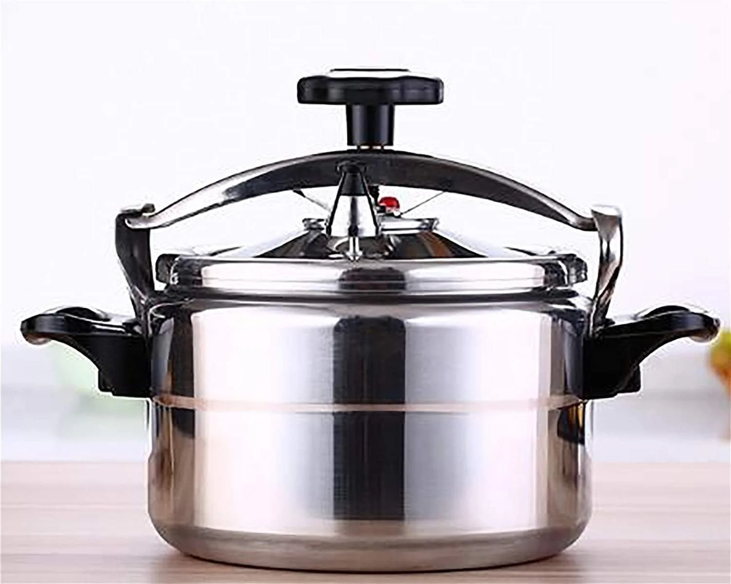 Pressure Cooker/Canner Aluminum 20 Liters, Bakelite Handle Mirror Polishing, Super Safety Lock, Cook Food in Less Time, Easy to Open & Close, Suitable For All Kinds of Stoves (20 Liters)