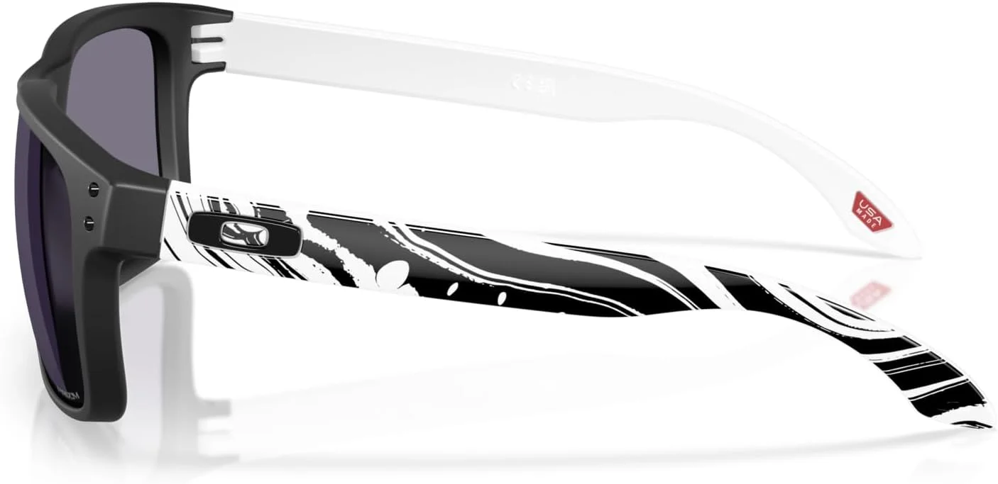 عینک آفتابی مردانه Oakley مدل Oo9102 Holbrook عینک آفتابی مردانه Oakley مدل Oo9102 Holbrook