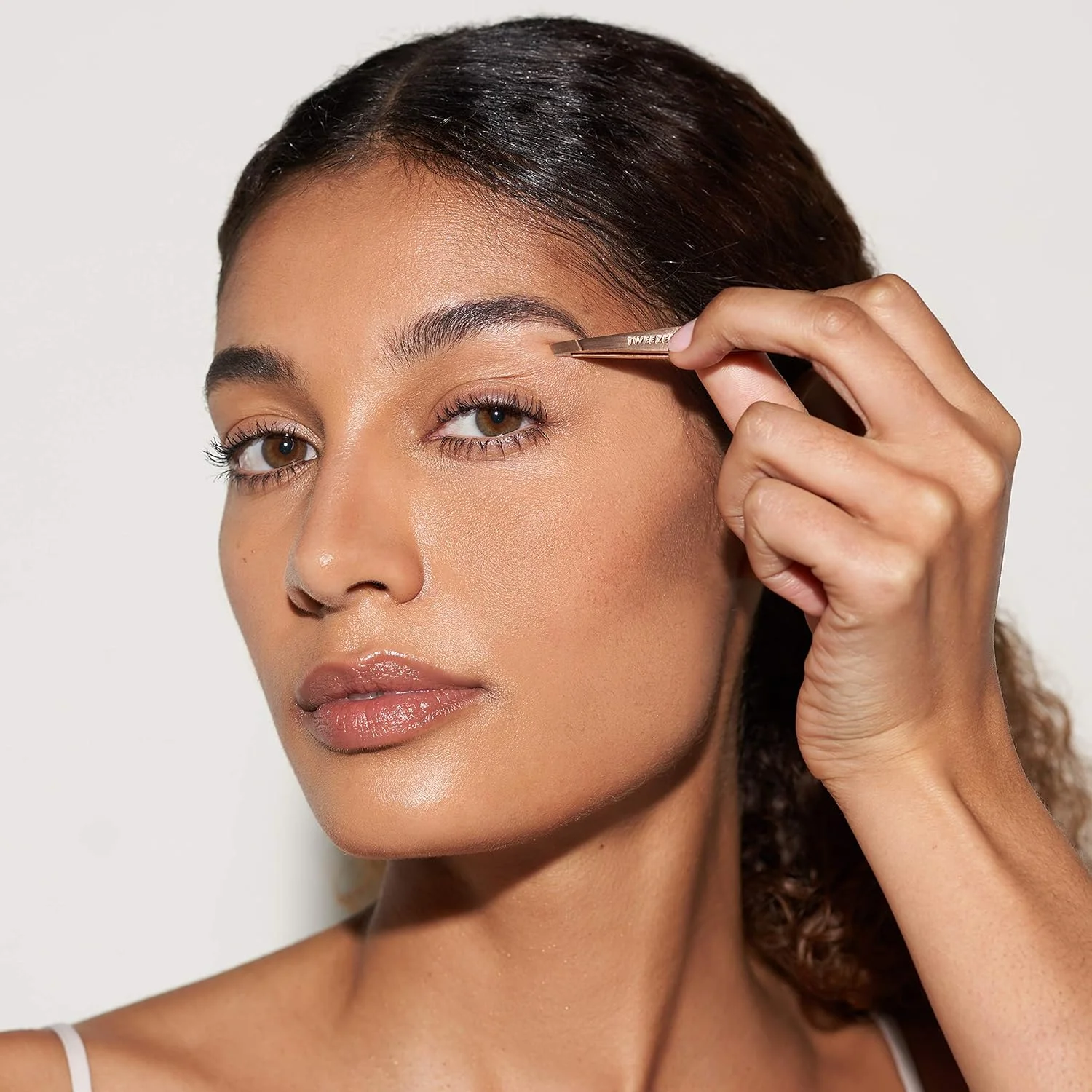 موچین مینی مورب رزگلد Tweezerman به همراه کیف