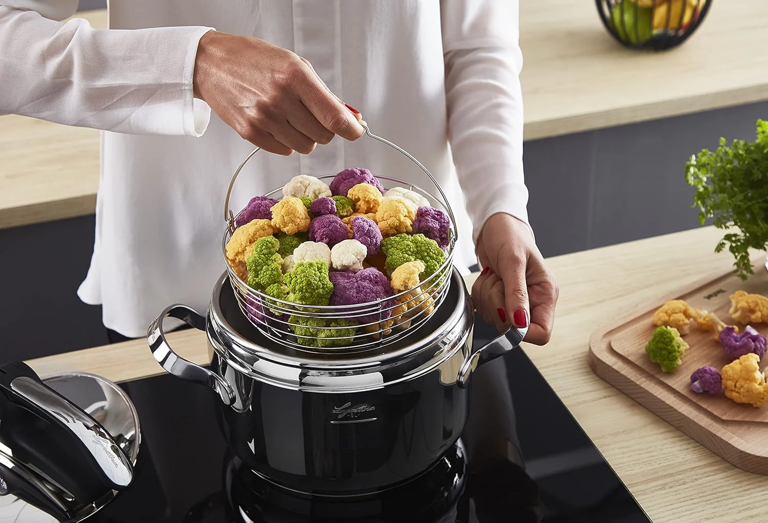 Lagostina Steam Wire Basket in 18/10 Stainless Steel, Ø 19 cm, Accessory for Pressure Cooker Capacity 5/6 Litres, Steamer for Vegetables and Foods, Dishwasher Safe