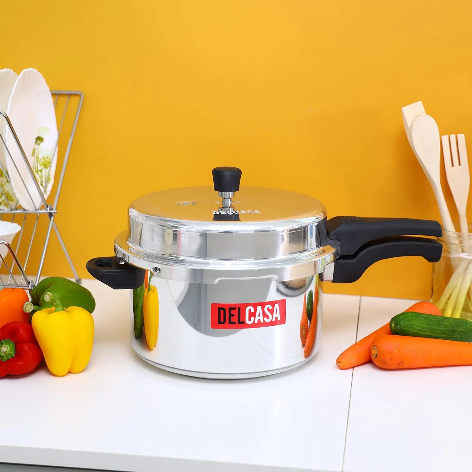 زودپز آلومینیومی 10 لیتری Delcasa DC1126، سبک و بادوام، مناسب برای آشپزخانه منزل، دارای درب و سیستم ایمنی چندگانه با دستگیره های لمسی خنک برای اجاق گاز و صفحات داغ جامد، نقره ای زودپز آلومینیومی 10 لیتری Delcasa DC1126، سبک و بادوام، مناسب برای آشپزخانه منزل، دارای درب و سیستم ایمنی چندگانه با دستگیره های لمسی خنک برای اجاق گاز و صفحات داغ جامد، نقره ای
