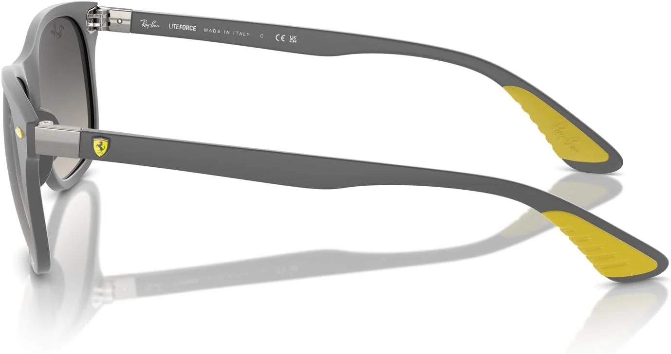 عینک آفتابی مربعی ری بن مدل Rb4607m از مجموعه اسکودریا فراری عینک آفتابی مربعی ری بن مدل Rb4607m از مجموعه اسکودریا فراری