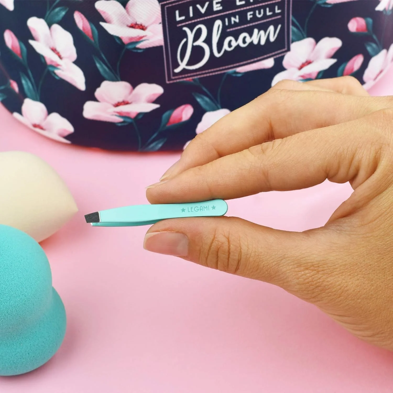 لگامی - ست 4 عددی موچین مینی بای بای فریدا، 5 × 0.5 سانتی متر، فولاد ضد زنگ، دسترسی به موهای پنهان با مناسب ترین نوک، نوک صاف، نوک زاویه دار، نوک مورب، نوک تیز لگامی - ست 4 عددی موچین مینی بای بای فریدا، 5 × 0.5 سانتی متر، فولاد ضد زنگ، دسترسی به موهای پنهان با مناسب ترین نوک، نوک صاف، نوک زاویه دار، نوک مورب، نوک تیز