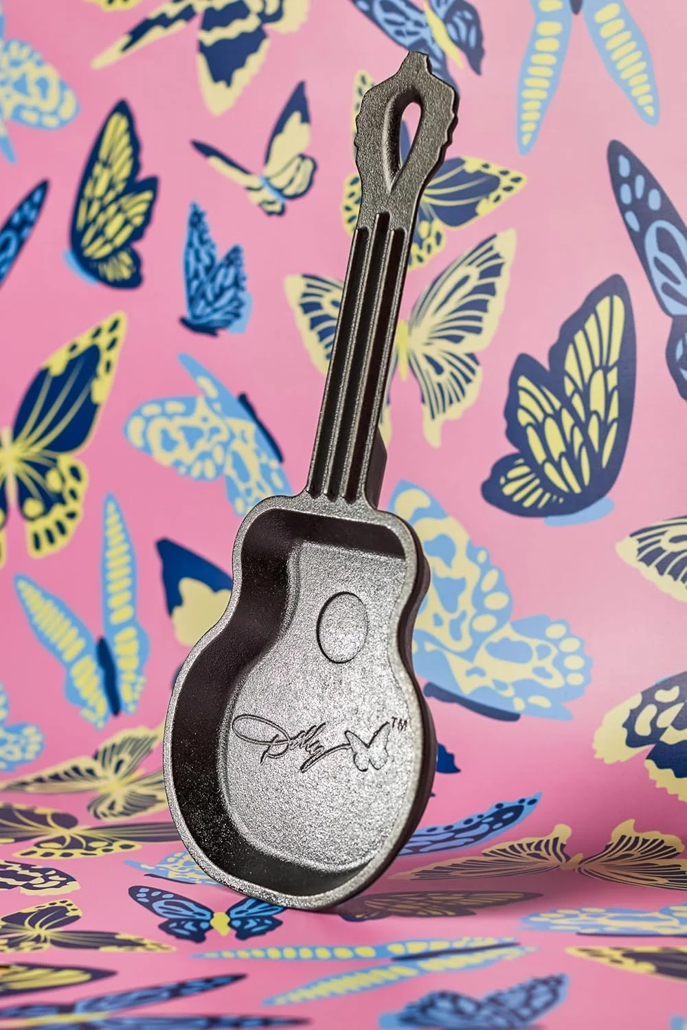 تابه گیتار چدنی کوچک لاج با طرح دالی پارتون، 4.5 اینچی - فقط شستشوی دستی، قطعه کلکسیونی - تابه چدنی برای یک نفر یا استفاده تزئینی