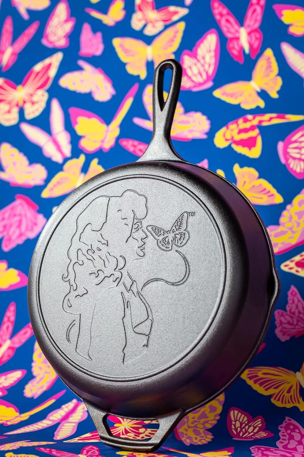 تابه چدنی 10.25 اینچی لاج با طرح دالی پارتون، از قبل روغنکاری شده - دسته قطره اشکی منحصر به فرد - قابل استفاده در فر، روی اجاق گاز، روی گریل یا روی آتش، مشکی تابه چدنی 10.25 اینچی لاج با طرح دالی پارتون، از قبل روغنکاری شده - دسته قطره اشکی منحصر به فرد - قابل استفاده در فر، روی اجاق گاز، روی گریل یا روی آتش، مشکی