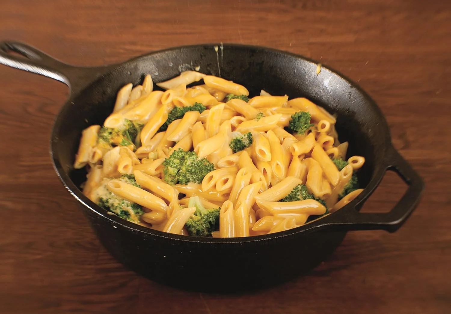 تابه گود چدنی لاج مدل L8DSK3، از پیش روغن‌کاری شده، سایز 10.25 اینچ