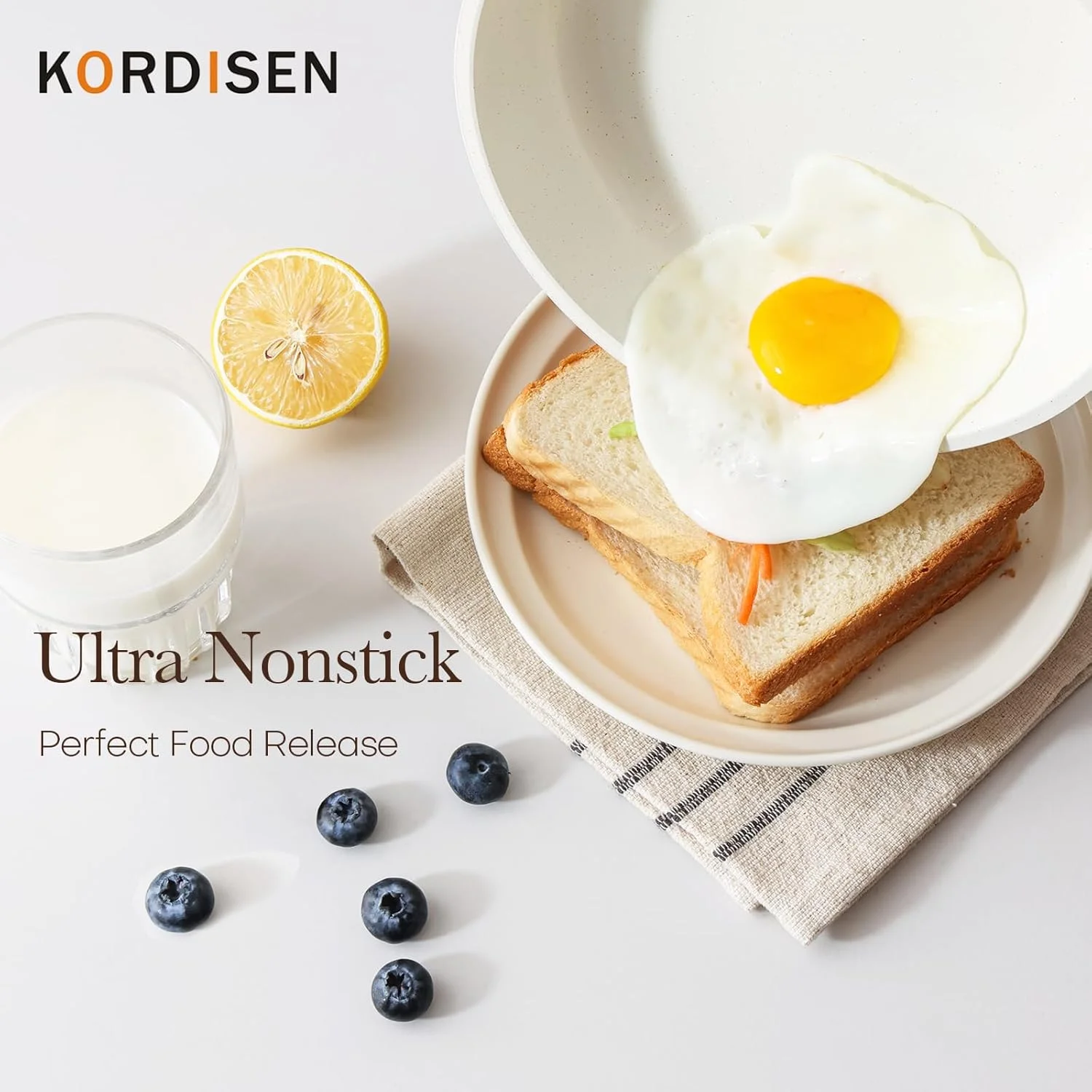 تابه سرامیکی نچسب کوردیسن، تابه سرامیکی 11 اینچی، تابه سالم و غیر سمی، دسته خنک شونده، سازگار با اجاق گازهای القایی، فاقد PFOA و PFAS، سفید