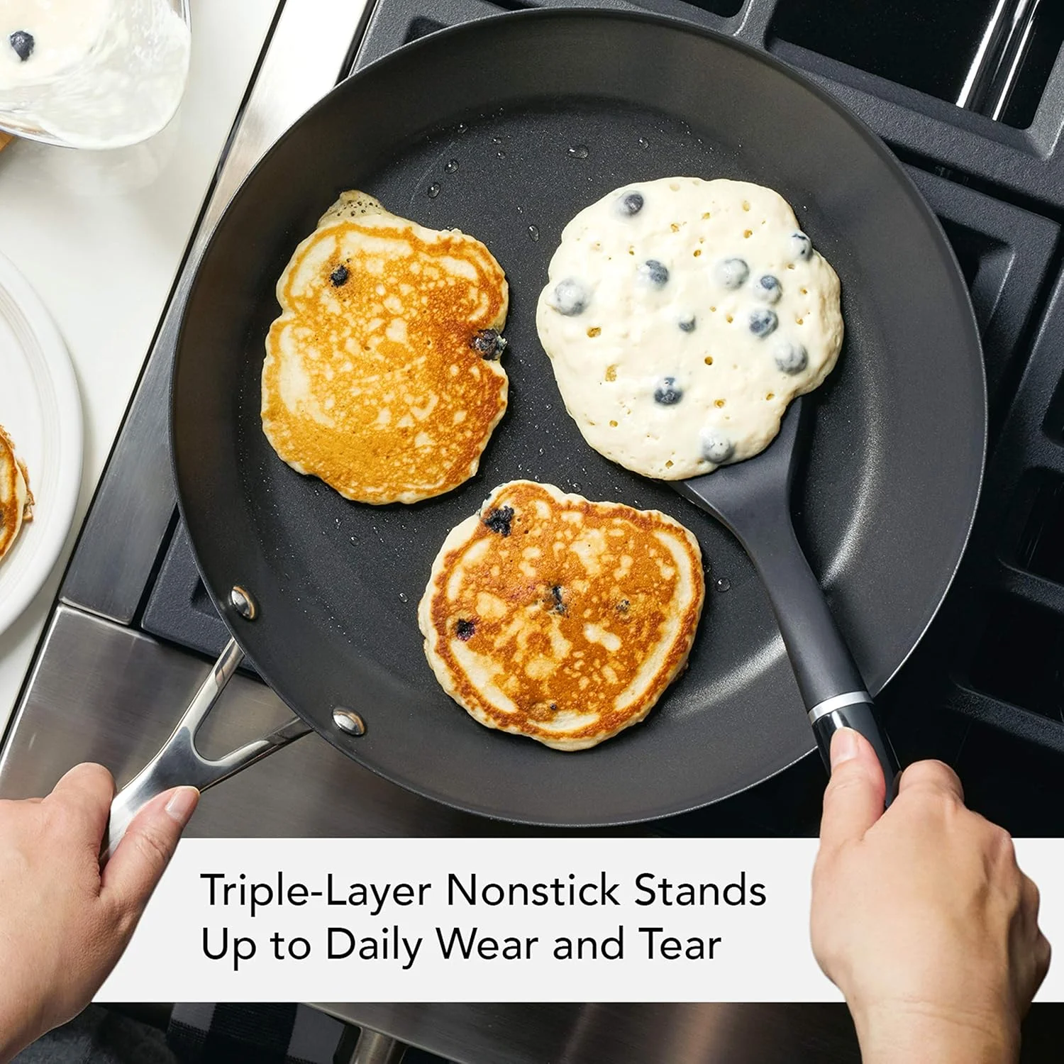 تابه استیل نچسب KitchenAid با پایه سه لایه، 12 اینچ تابه استیل نچسب KitchenAid با پایه سه لایه، 12 اینچ