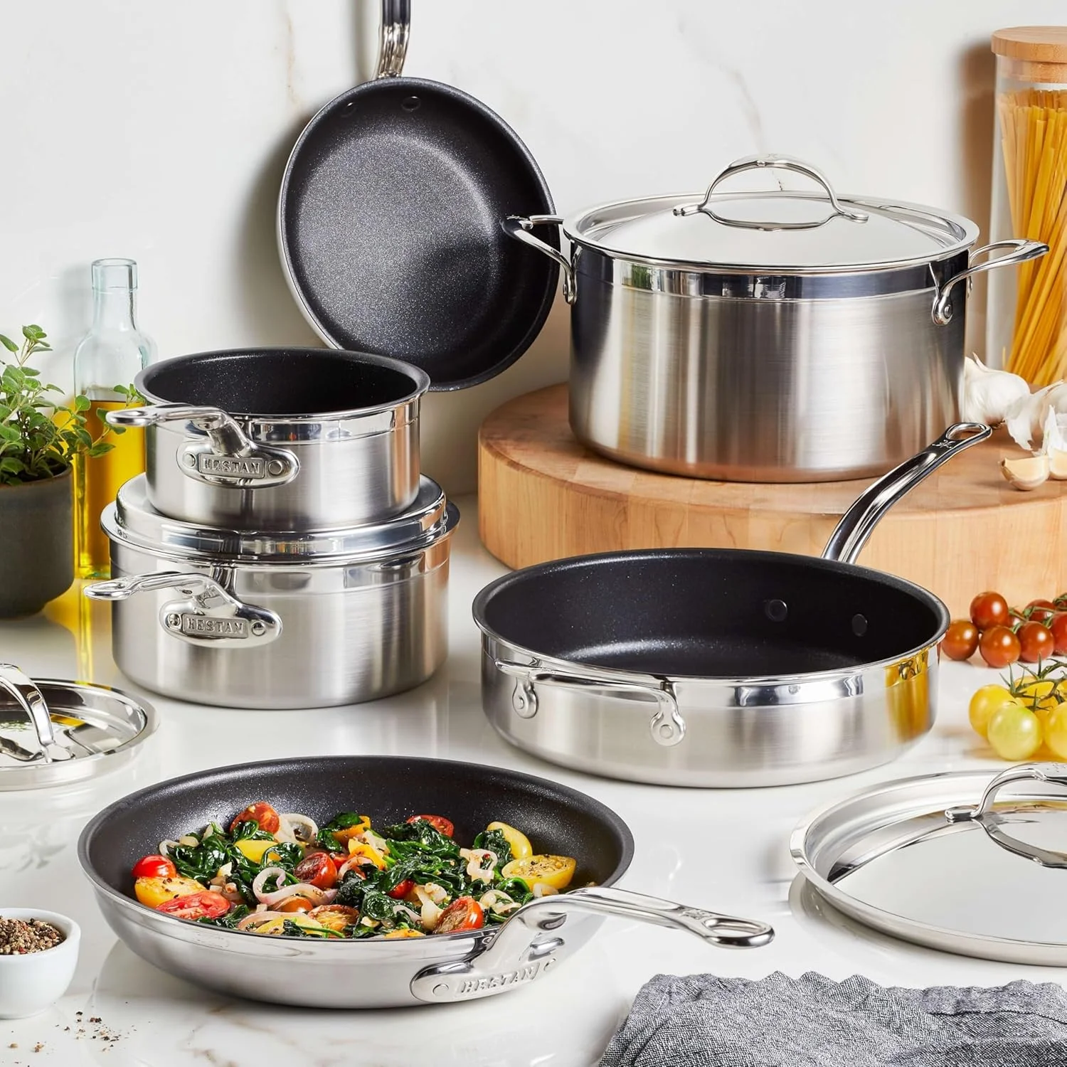 ست تابه نچسب استیل ضد زنگ هستان ProBond Forged TITUM - حرفه ای، مناسب برای اجاق های القایی، ساخته شده بدون PFOA (سایز 8.5 و 11 اینچ) ست تابه نچسب استیل ضد زنگ هستان ProBond Forged TITUM - حرفه ای، مناسب برای اجاق های القایی، ساخته شده بدون PFOA (سایز 8.5 و 11 اینچ)