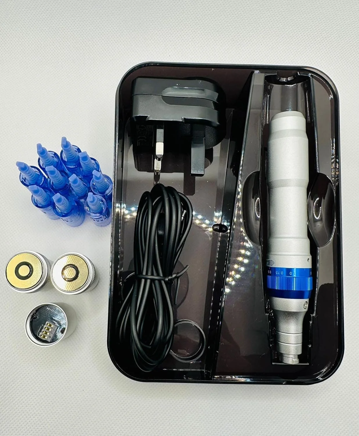 قلم درما نانو کلاسیک A6 Ultima، قلم درما رولر میکرونیدل برقی بی سیم برای درمان چین و چروک، ترک های پوستی، جای زخم، ریزش مو + 10 عدد کارتریج سوزن 12 پین