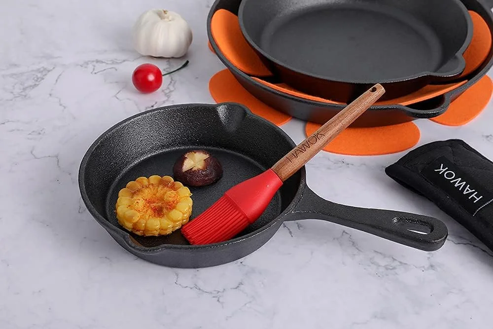 تابه چدنی کوچک از پیش روغنکاری شده HAWOK، قطر 15 سانتیمتر، تابه گرد چدنی برای سرخ کردن و سرو تابه چدنی کوچک از پیش روغنکاری شده HAWOK، قطر 15 سانتیمتر، تابه گرد چدنی برای سرخ کردن و سرو