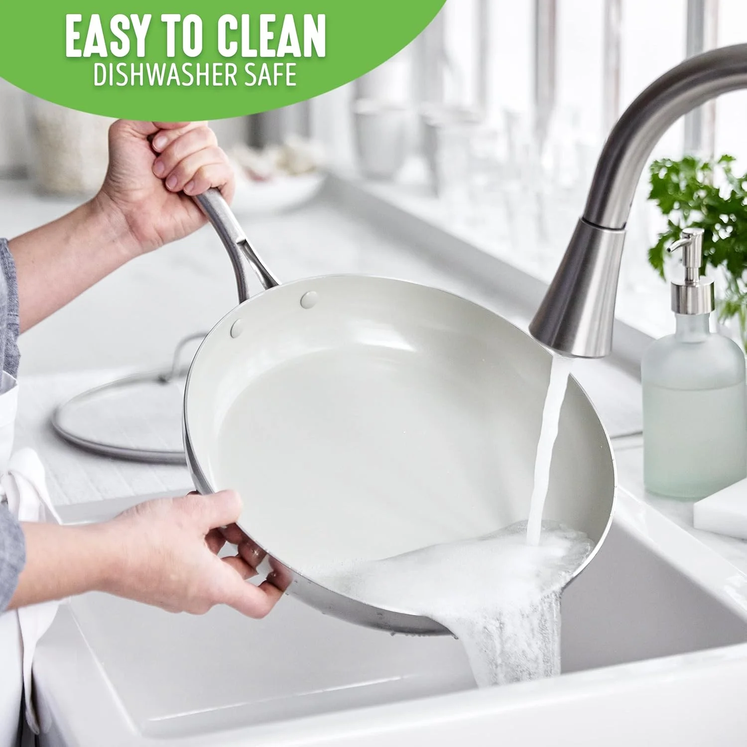 تابه استیل سه لایه نچسب سرامیکی سالم گرین لایف، تابه 12 اینچی با درب، بدون PFAS، چند لایه، مناسب اجاق القایی، قابل شستشو در ماشین ظرفشویی، قابل استفاده در فر، نقره ای