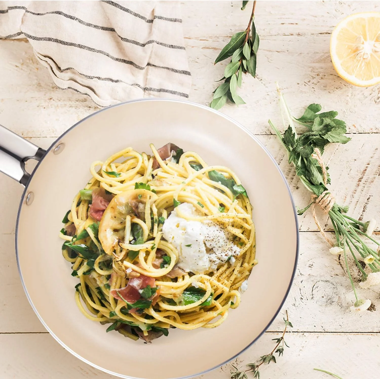 تابه سرامیکی نچسب EPPMO، تابه سرخ کن غیر سمی با دسته استیل ضد زنگ و درب شیشه ای حرارت دیده، آبی، 10 اینچ تابه سرامیکی نچسب EPPMO، تابه سرخ کن غیر سمی با دسته استیل ضد زنگ و درب شیشه ای حرارت دیده، آبی، 10 اینچ