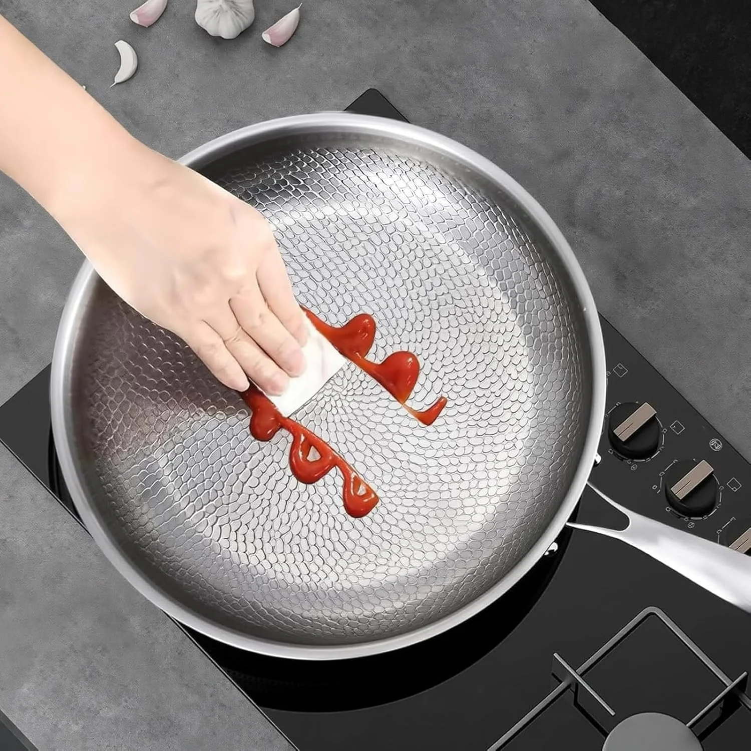 Non Stick Frying Pans | Scratch-Resistant Skillet - Titanium Hammered Kitchen Pans | for Stove Cooking Omelette Breakfast Eggs Fish Steak