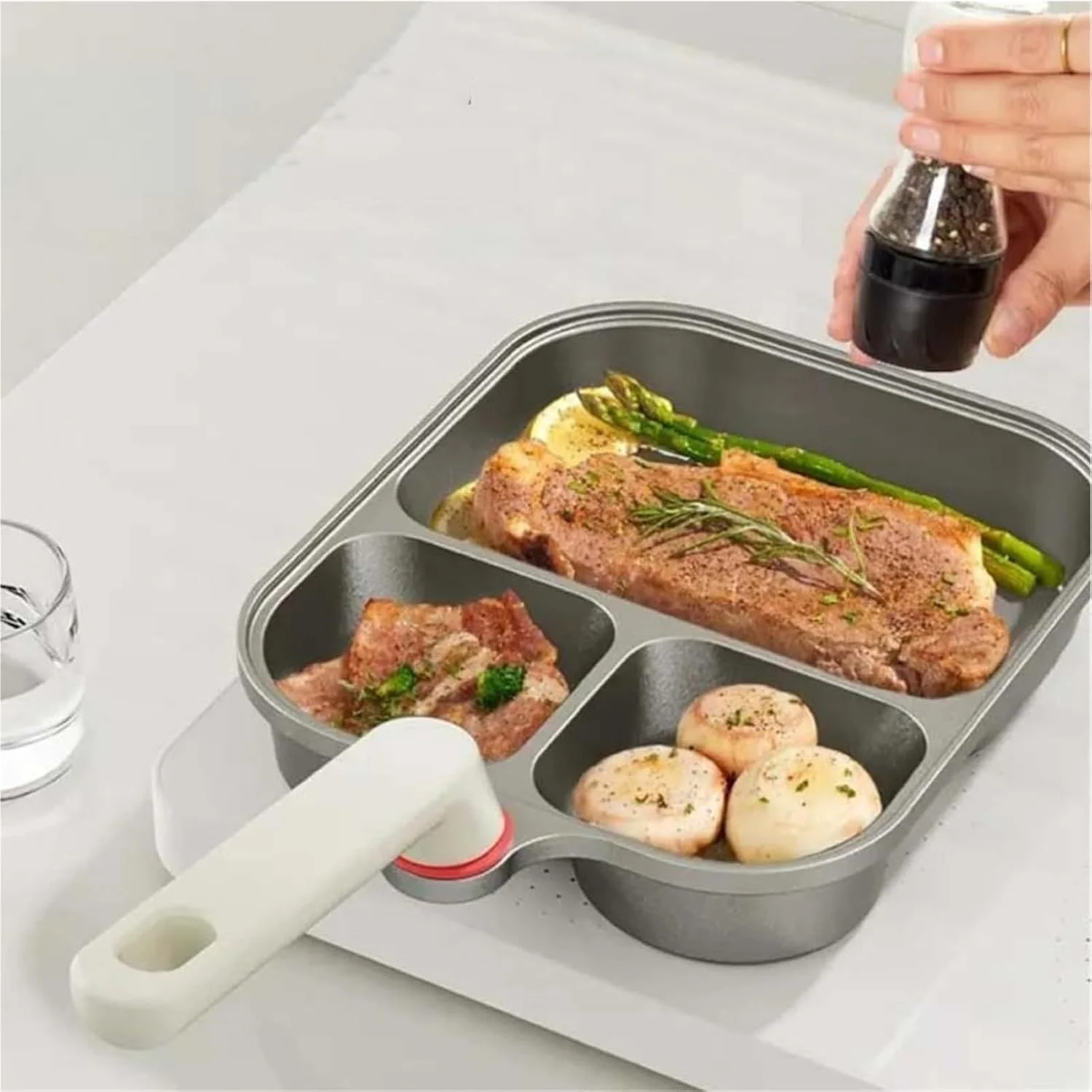 تابه نچسب تخم مرغ، تابه پنکیک صبحانه 3 فنجانی با کاردک و برس روغن | تابه تخم مرغ با دسته ارگونومیک برای پخت پنکیک، تهیه ساندویچ و آماده سازی وعده صبحگاهی مناسب برای سرآشپز و خانه تابه نچسب تخم مرغ، تابه پنکیک صبحانه 3 فنجانی با کاردک و برس روغن | تابه تخم مرغ با دسته ارگونومیک برای پخت پنکیک، تهیه ساندویچ و آماده سازی وعده صبحگاهی مناسب برای سرآشپز و خانه