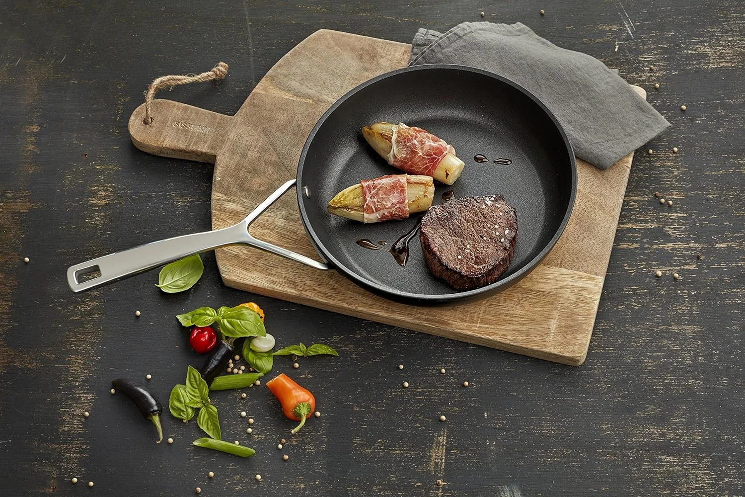 تابه آلومینیومی دمییر با پوشش نچسب، مشکی، 36.5 x 20 x 5 سانتی متر