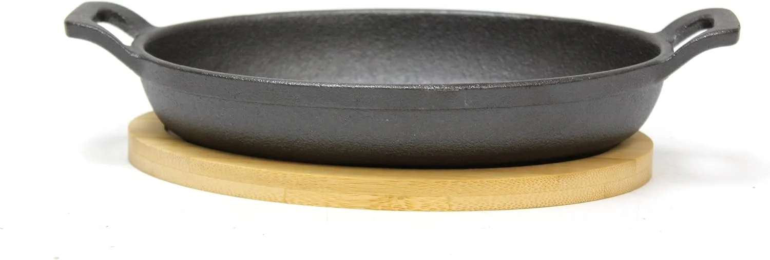 Blackstone Cast Iron Mini Oval Skillet with Wooden Sizzler Plate, 18cm - Ideal for Sizzling, Grilling, and Serving BC14159 Blackstone Cast Iron Mini Oval Skillet with Wooden Sizzler Plate, 18cm - Ideal for Sizzling, Grilling, and Serving BC14159