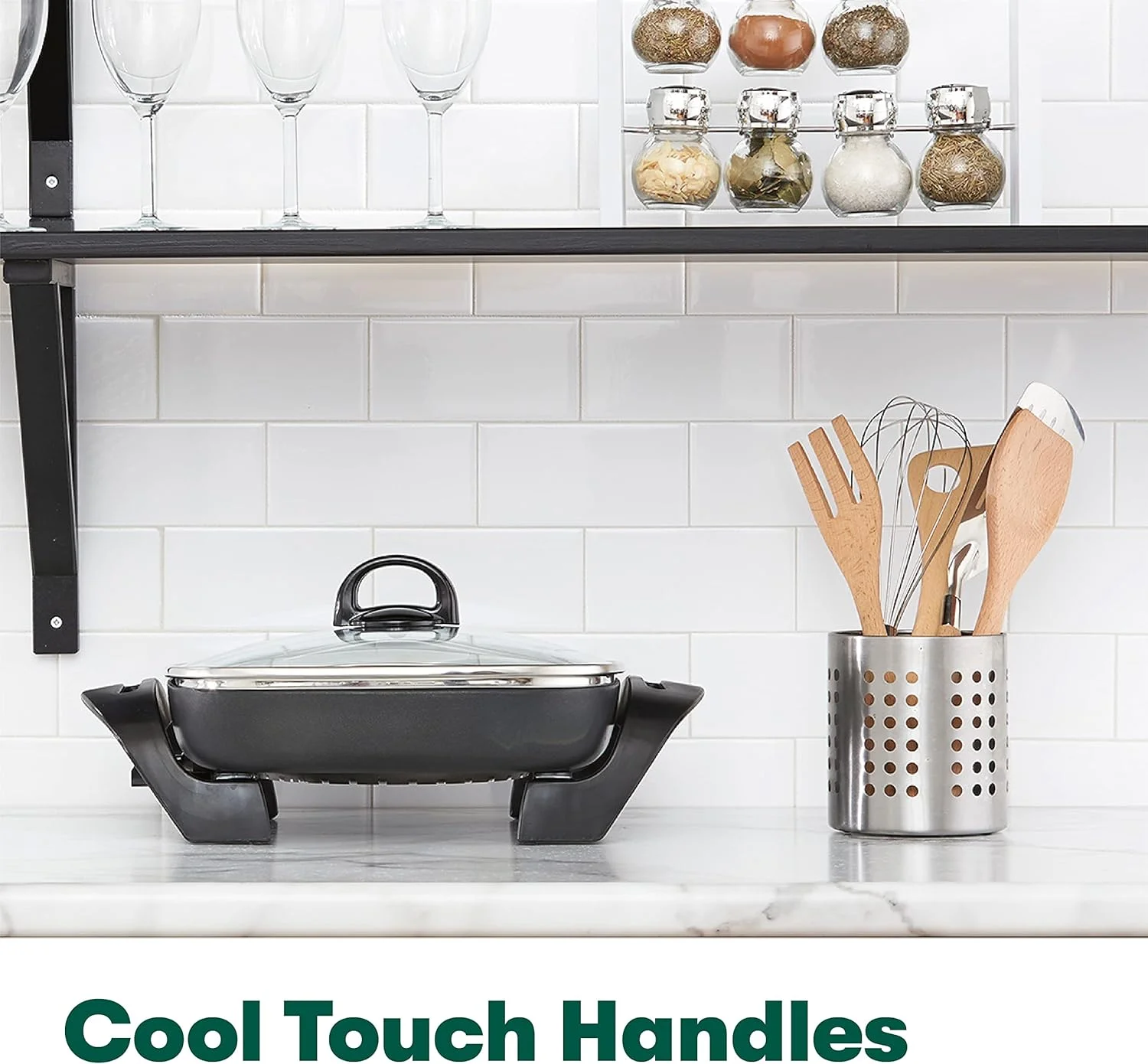 تابه برقی 30 در 30 سانتی متری BELLA با پوشش نچسب و فاقد BPA تابه برقی 30 در 30 سانتی متری BELLA با پوشش نچسب و فاقد BPA