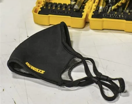 ماسک پارچه ای تنفسی Dewalt بسته 2 عددی ماسک پارچه ای تنفسی Dewalt بسته 2 عددی