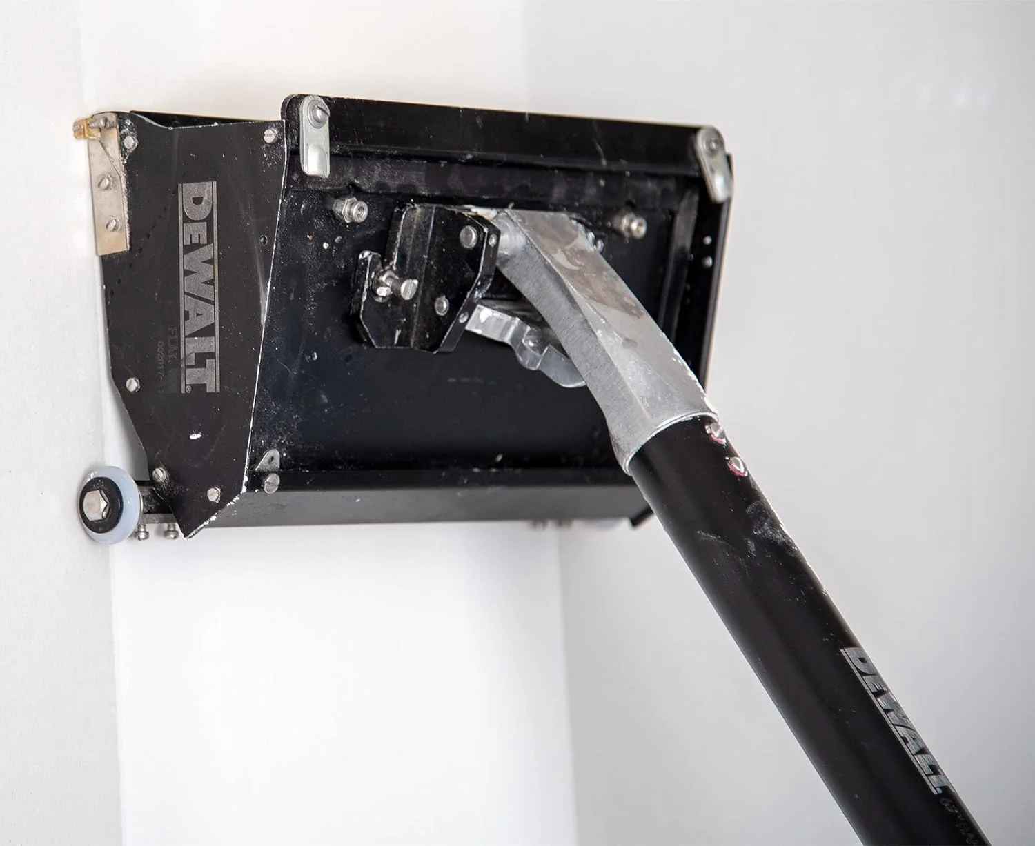 جعبه پرداخت 12 اینچی DEWALT | آلومینیوم آنودایز شده | DXTT-2-766