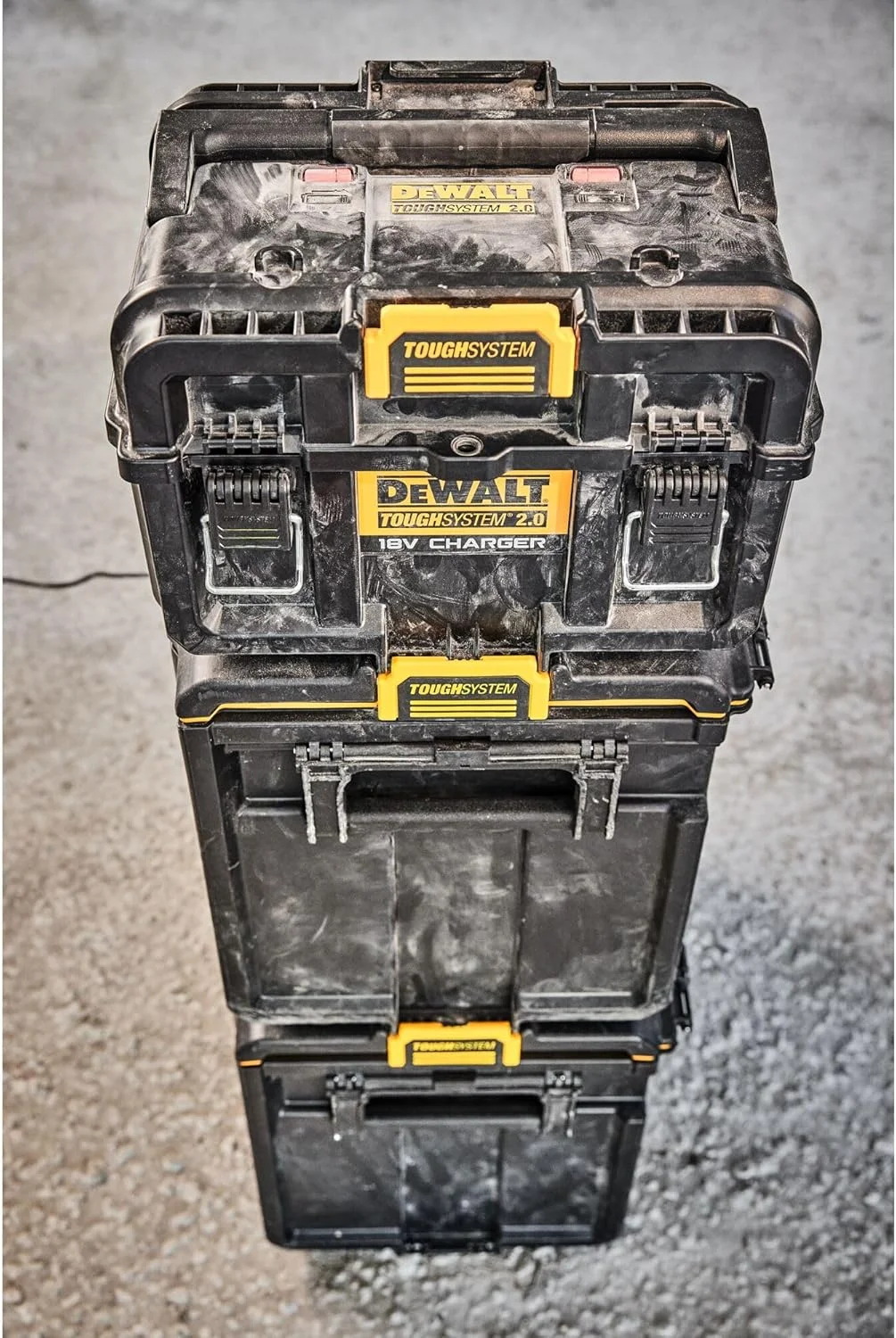 جعبه شارژ باتری Dewalt DWST83471-QW ToughSystem 2.0، 18 ولت و فلکس ولت، شارژ USB، نشانگر شارژ، شارژ همزمان 2 باتری، تحویل بدون باتری جعبه شارژ باتری Dewalt DWST83471-QW ToughSystem 2.0، 18 ولت و فلکس ولت، شارژ USB، نشانگر شارژ، شارژ همزمان 2 باتری، تحویل بدون باتری