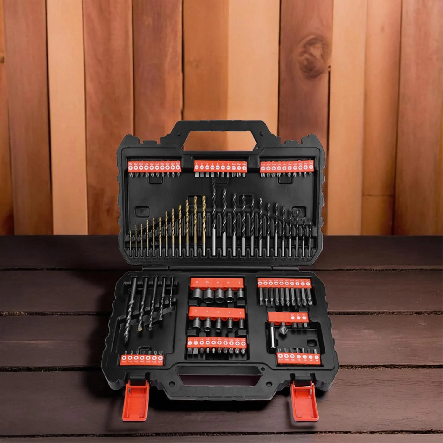 مجموعه لوازم جانبی 109 تکه مشکی بلک اند دکر مدل A7200-Xj