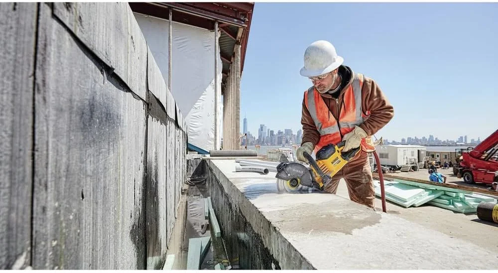 صفحه برش الماسه 9 اینچی DEWALT FLEXVOLT صفحه برش الماسه 9 اینچی DEWALT FLEXVOLT