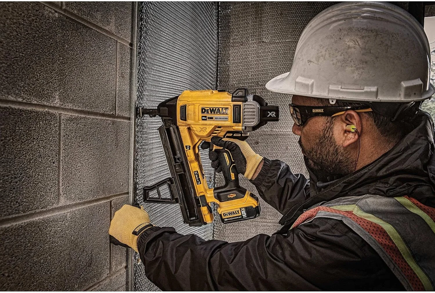 میخ های بتن استاندارد DeWalt Dcn890، 25 میلی متر، 1005 عدد، برند: DeWalt. ساخته شده با آخرین نسل فناوری. طیف گسترده ای از ابزارها با آخرین نسل سیستم ها و راه حل ها. میخ های بتن استاندارد DeWalt Dcn890، 25 میلی متر، 1005 عدد، برند: DeWalt. ساخته شده با آخرین نسل فناوری. طیف گسترده ای از ابزارها با آخرین نسل سیستم ها و راه حل ها.