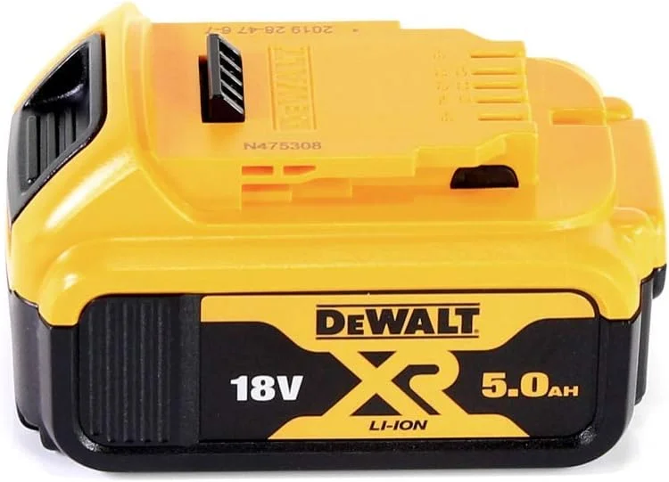 بسته دو عددی باتری 5 آمپر 18 ولت لیتیوم-یون Dewalt DCB184-XJ سری XR ابعاد 20x20x20 سانتی متر بسته دو عددی باتری 5 آمپر 18 ولت لیتیوم-یون Dewalt DCB184-XJ سری XR ابعاد 20x20x20 سانتی متر