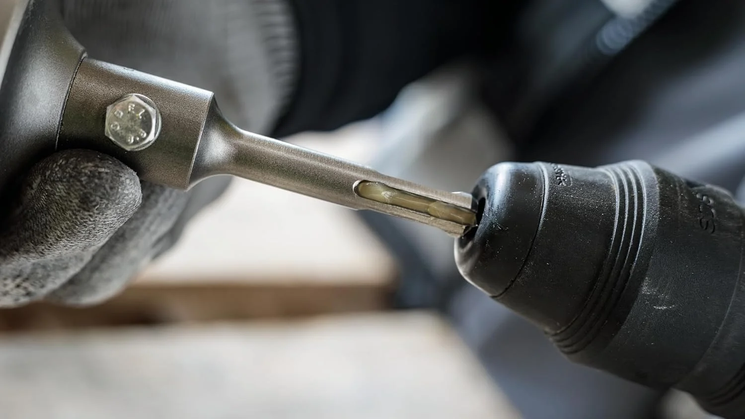 گریس 100 میلی لیتری بوش پروفشنال (مناسب برای مته/قلم های SDS Plus و SDS max، لوازم جانبی چکش های چرخشی)