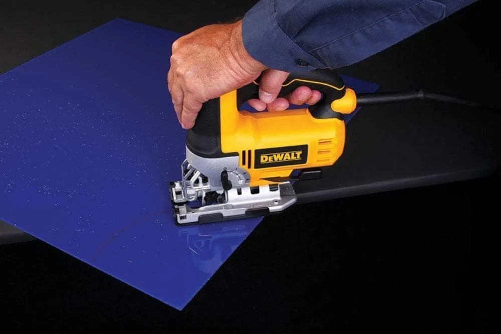 اره عمود بر دِوالت با عملکرد بالا - DW349