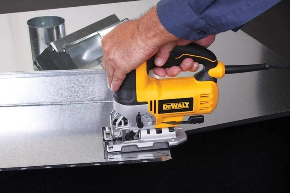 اره عمود بر دِوالت با عملکرد بالا - DW349