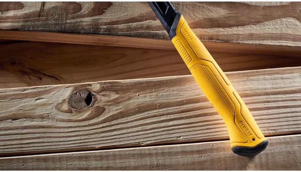 چکش میخکوب صاف 22 اونسی DEWALT چکش میخکوب صاف 22 اونسی DEWALT
