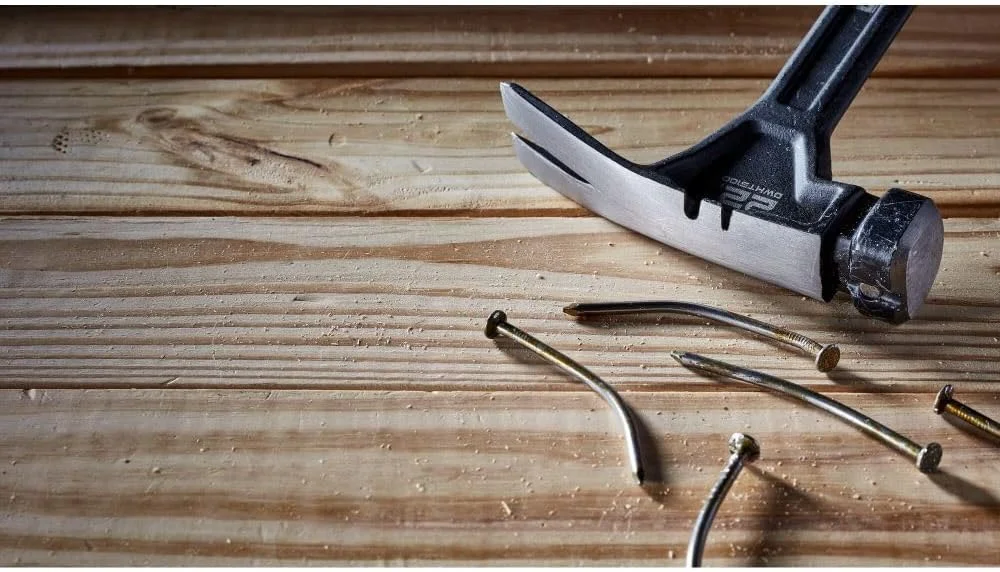 چکش میخکوب صاف 22 اونسی DEWALT چکش میخکوب صاف 22 اونسی DEWALT