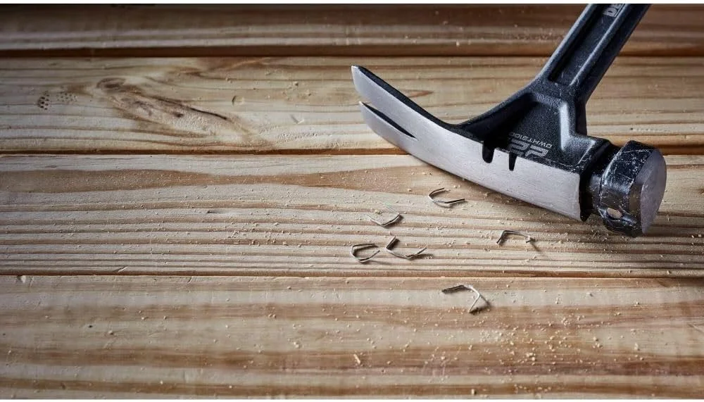 چکش میخکوب صاف 22 اونسی DEWALT چکش میخکوب صاف 22 اونسی DEWALT