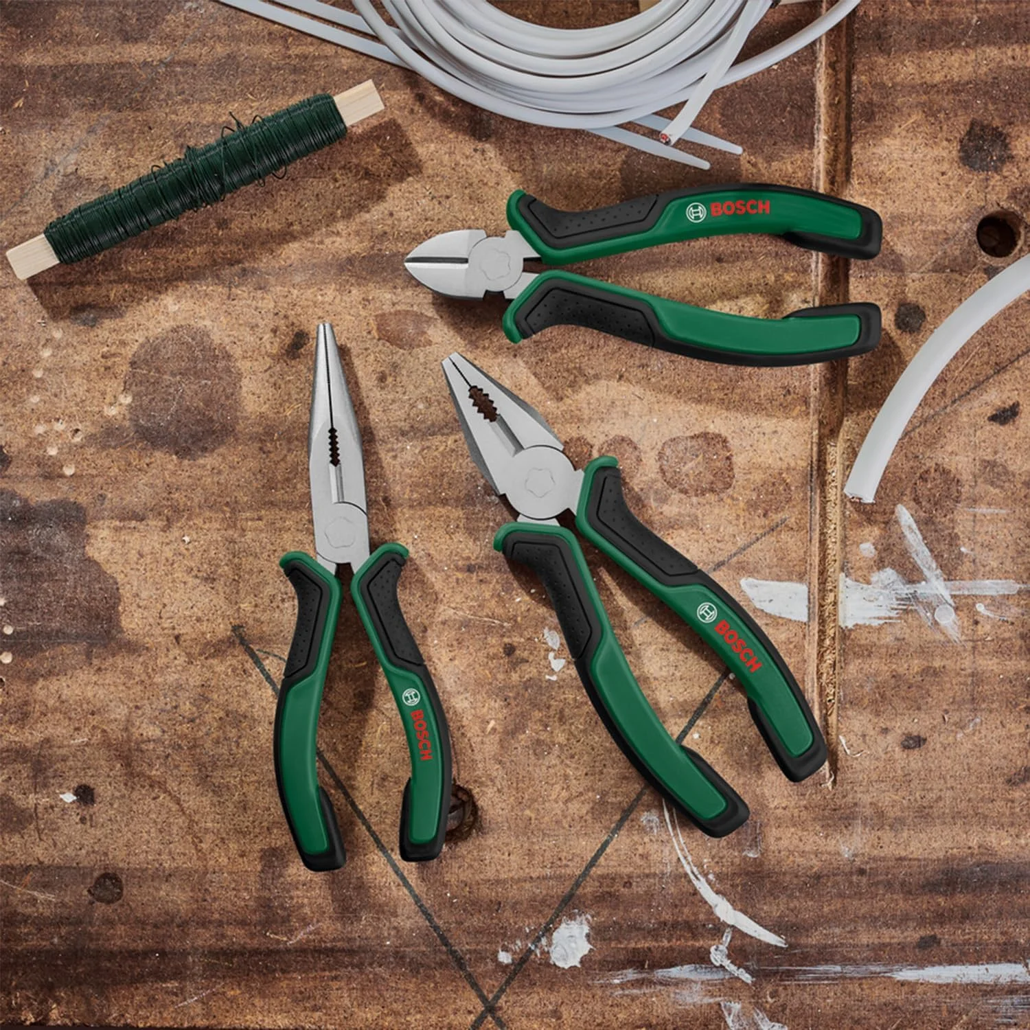 سیم چین مورب بوش 160 میلی متر (تیغه های سخت شده القایی دقیق و پایدار؛ سطح نیکل اندود شده برای افزایش مقاومت در برابر زنگ زدگی؛ طراحی ارگونومیک با دستگیره نرم)