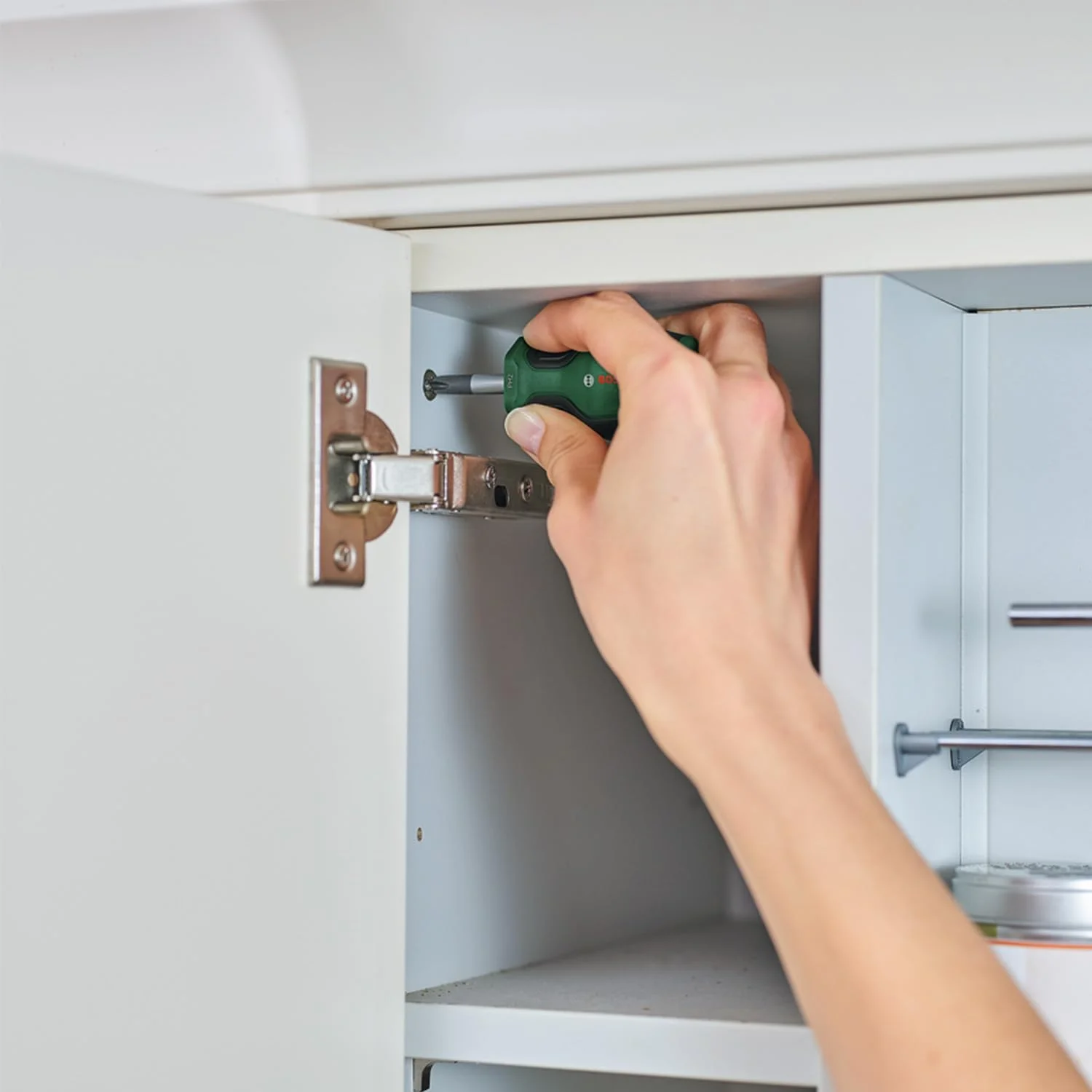 ست پیچ گوشتی کوتاه بوش 6 عددی (پیچ گوشتی های جمع و جور برای بستن در فضاهای تنگ؛ PH/PZ/TX/SL؛ فولاد S2؛ گشتاور بالا؛ کد رنگی؛ نوک مغناطیسی؛ دسته نرم ارگونومیک)