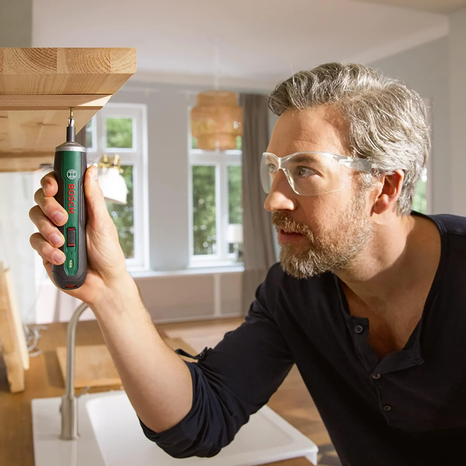 ست پیچ گوشتی شارژی بوش PushDrive (3.6 ولت; 1.5 آمپر ساعت; 5.0 نیوتن متر; 10 عدد سری پیچ گوشتی; همراه با کابل میکرو USB; در جعبه)