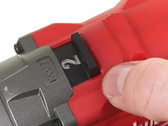 دریل چکشی شارژی میلواکی مدل M18FPD2-0X، تکنولوژی سوخت، 18 ولت (فقط بدنه) به همراه کیف دریل چکشی شارژی میلواکی مدل M18FPD2-0X، تکنولوژی سوخت، 18 ولت (فقط بدنه) به همراه کیف