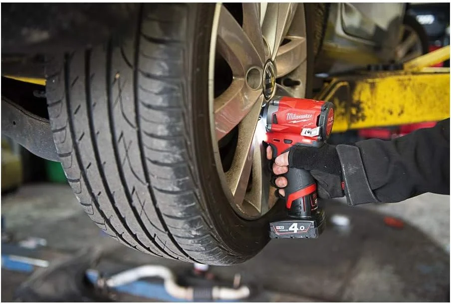 آچار ضربه ای شارژی MILWAUKEE M12 FIWF12-422X (12 ولت، 1x2.0 1x4.0 آمپر ساعت)