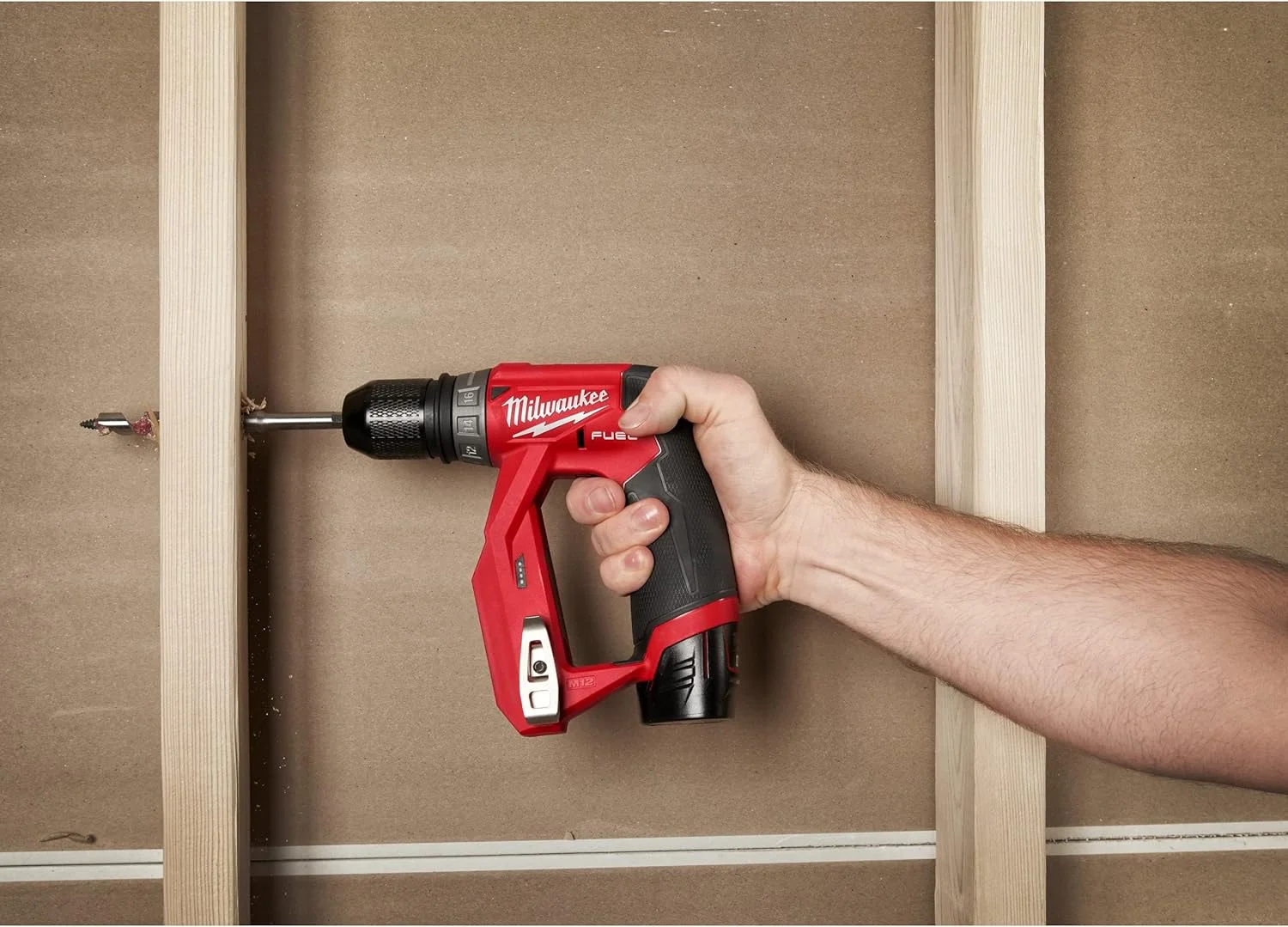 پیچ گوشتی شارژی Milwaukee M12 Fuel FPDXKIT-202X - دارای 2 باتری 2.0 آمپر - 1 شارژر 4933464979