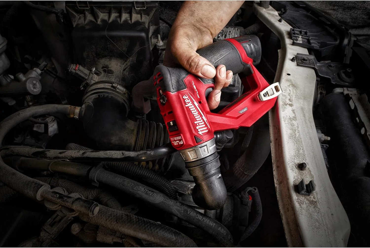 پیچ گوشتی شارژی Milwaukee M12 Fuel FPDXKIT-202X - دارای 2 باتری 2.0 آمپر - 1 شارژر 4933464979