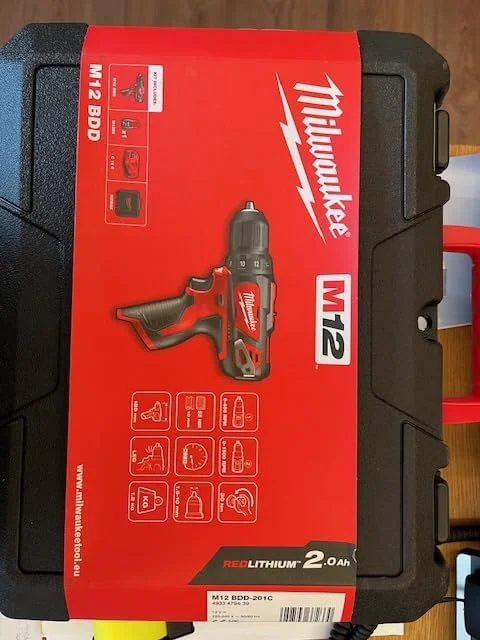 دریل شارژی میلواکی مدل M12 BDD-201C