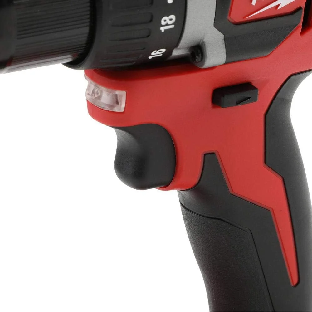 دریل/پیچ گوشتی شارژی براشلس کامپکت 1/2 اینچی 18 ولت لیتیوم-یون Milwaukee 2801-21P M18