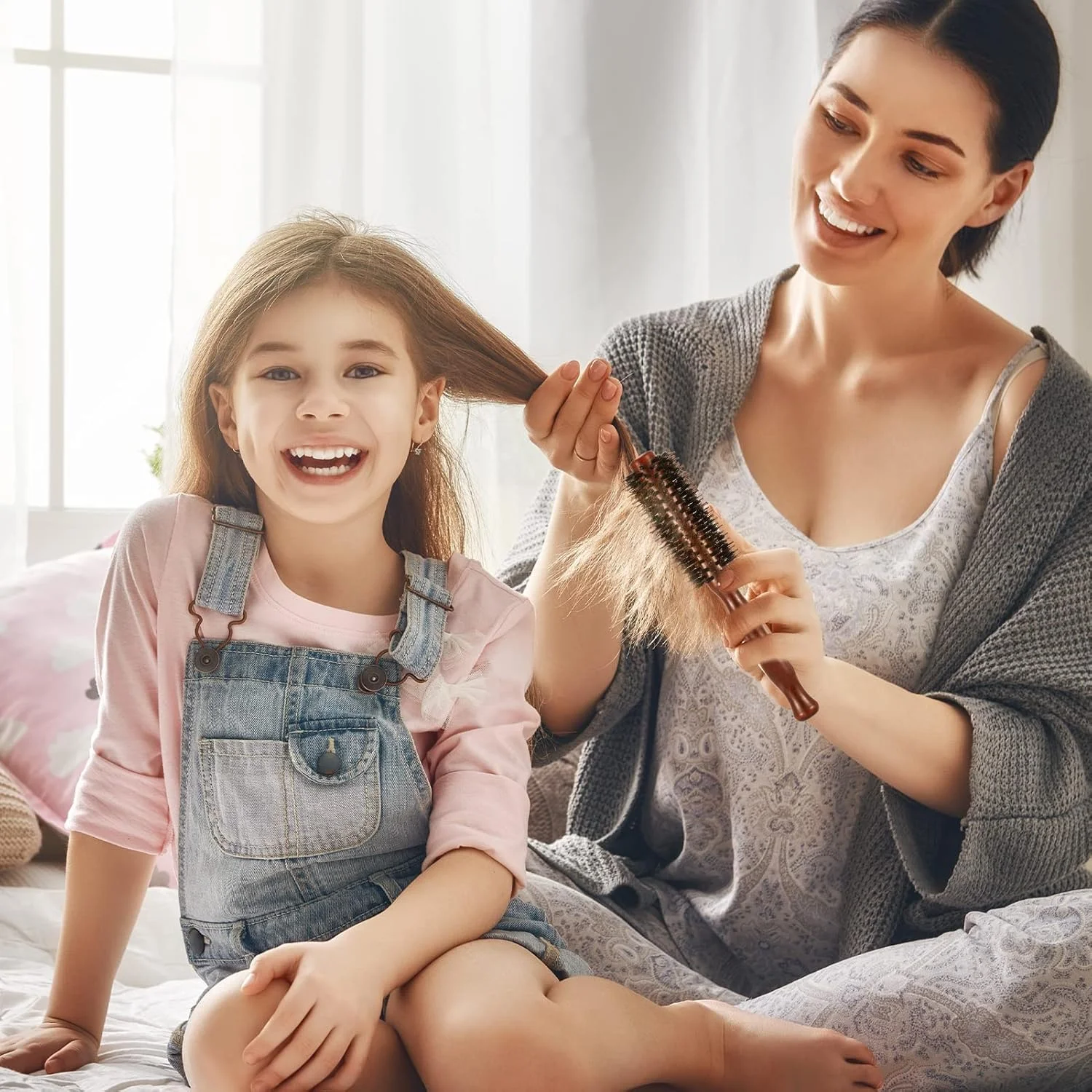 مجموعه 3 عددی برس گرد مو MAKINGTEC، برس حالت دهنده با دسته چوبی طبیعی، برس سشوار، برس رولی ضد الکتریسیته ساکن برای صاف کردن و فر کردن مو، مناسب موهای خشک و خیس برای آقایان و بانوان مجموعه 3 عددی برس گرد مو MAKINGTEC، برس حالت دهنده با دسته چوبی طبیعی، برس سشوار، برس رولی ضد الکتریسیته ساکن برای صاف کردن و فر کردن مو، مناسب موهای خشک و خیس برای آقایان و بانوان